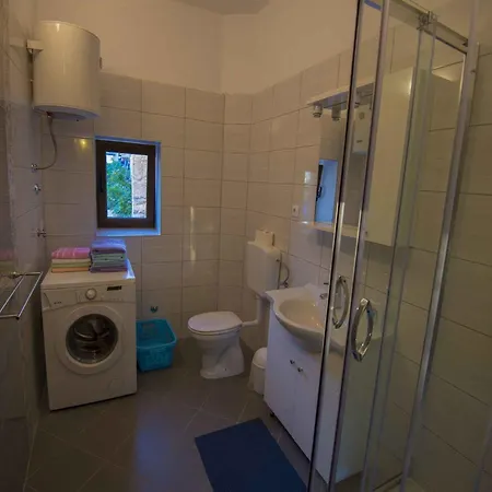 In Starigrad-paklenica 6867 Apartment